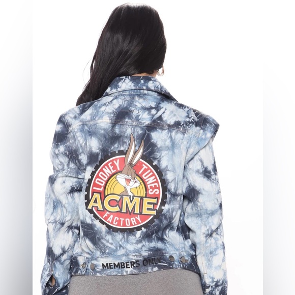 Looney Tunes Jackets & Blazers - Tie-dye trucker jacket, for Looney Tunes members only, size L